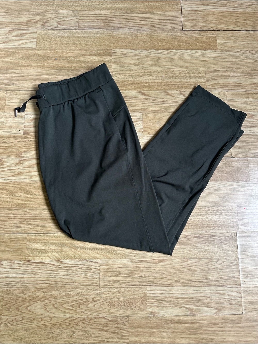 Tuff Athletics Dark Olive Green Ankle Pants - Women's Size L (Flaw - Small Mark)